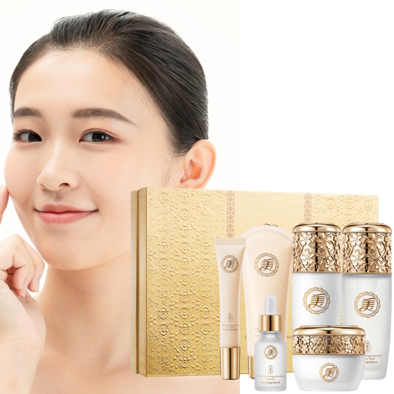 Cordyceps and Ginkgo Luxurious - огляд і ціна Luxury Skincare Kit