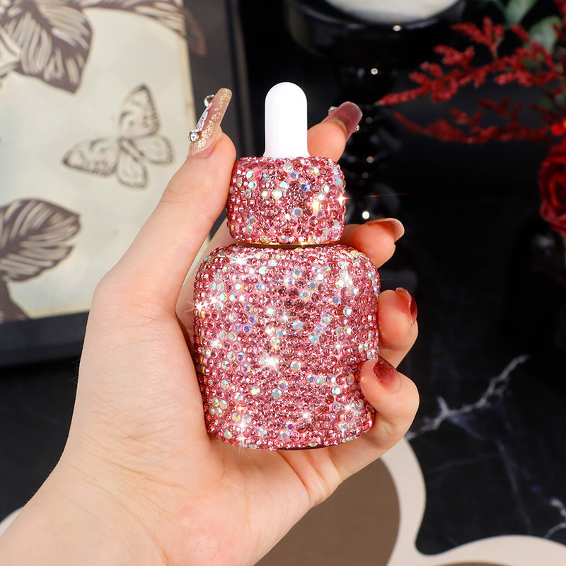 Light Luxury Travel Essence Es - огляд і ціна Luxury Skincare Bottles
