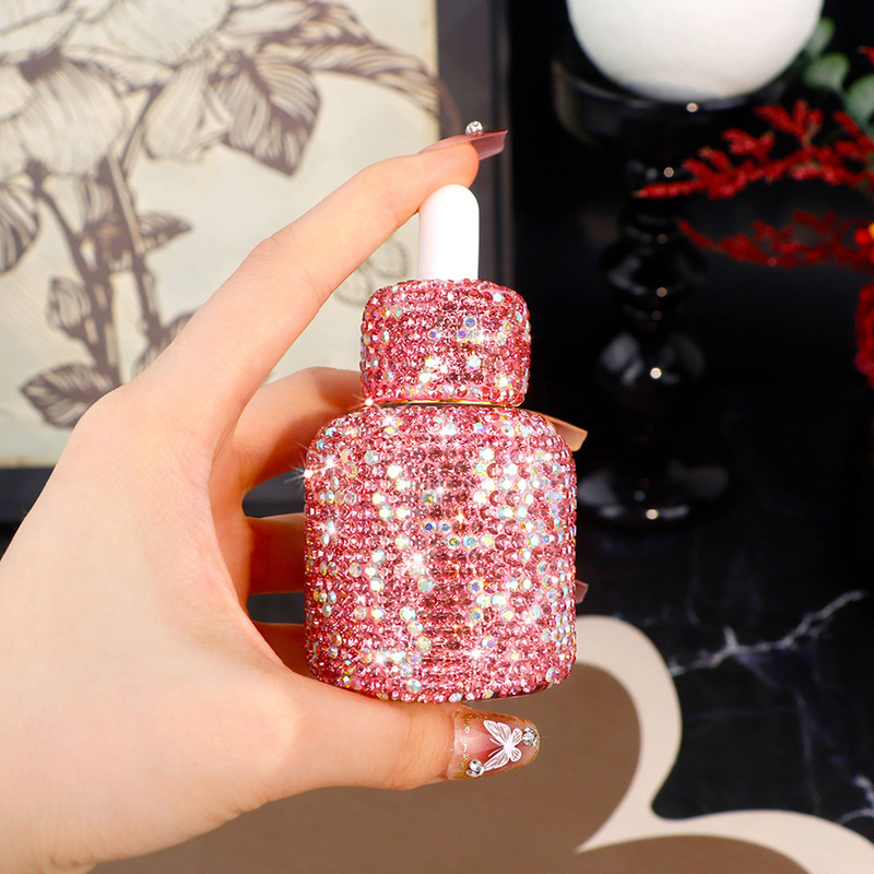 Light Luxury Travel Essence Es - огляд і ціна Luxury Skincare Bottles