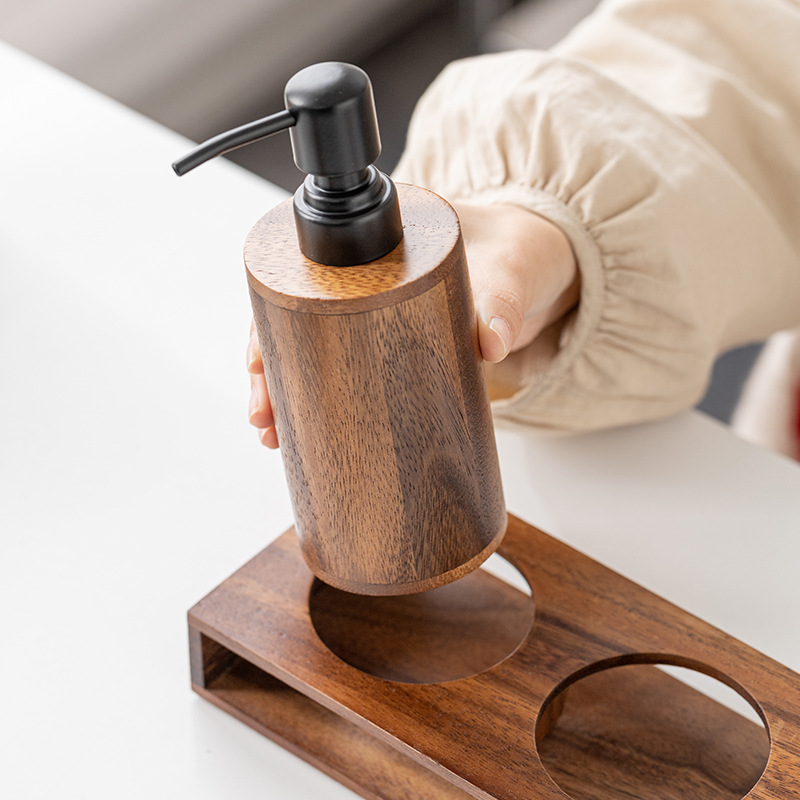 Walnut wood press-type portion - огляд і ціна Luxury Skincare Bottles